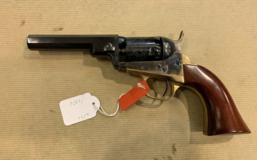 Revolver à poudre noire Ubertti  cal 31