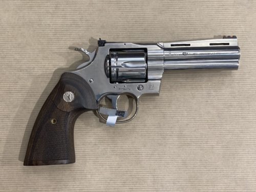 revolver COLT Python inox calibre 357 mag. canon de 4.25 "