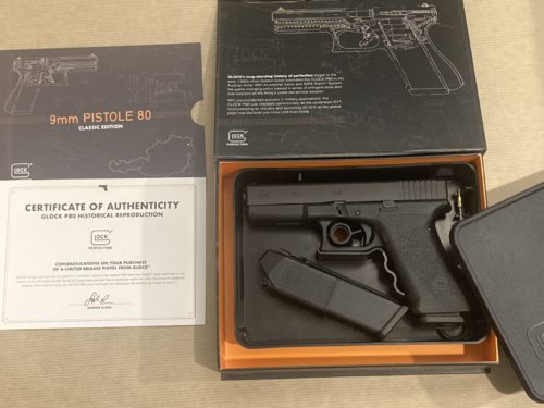 pistolet Glock modèle P 80 Historical Reproduction calibre 9 para.
