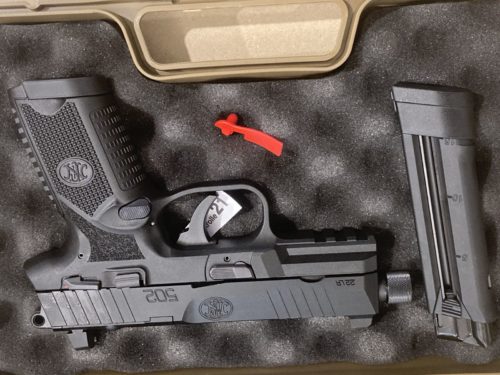 pistolet Browning FNH 502 T black calibre 22 lr. Optic ready + filtage