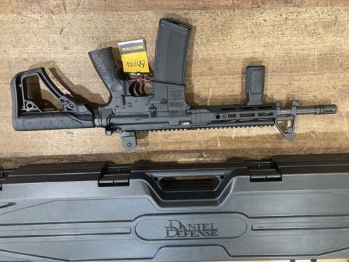 carabine Daniel Defense DDM4 V7 GOV calibre 223 canon de 11,5"