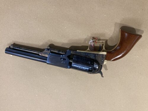 revolver à poudre noire UBERTI COLT Dragoon 2° modèle finition charcoal blue calibre 44 PN