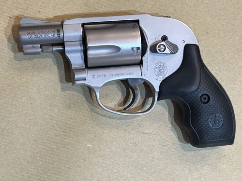 revolver Smith & Wesson mod. 638 Airweight Bodyguard calibre 38 sp.
